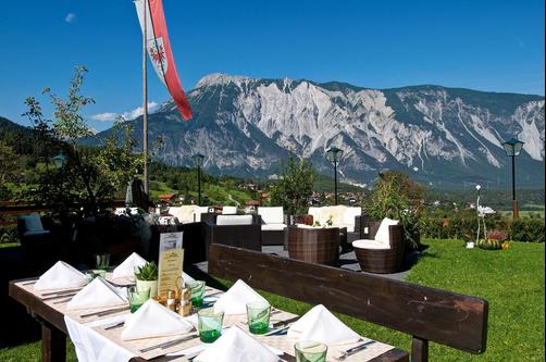 Aktiv Panoramahotel Daniel - Oetz - Outdoors view
