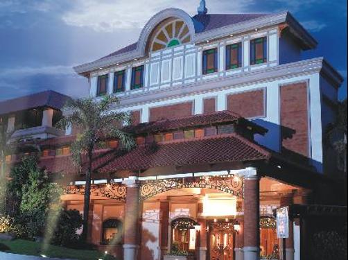 The Legend Villas - Mandaluyong - Building