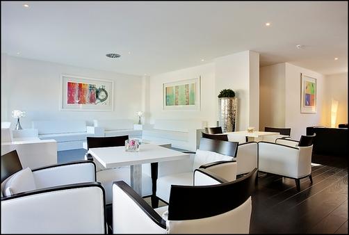 Pueblo Acantilado Suites - El Campello - Bar