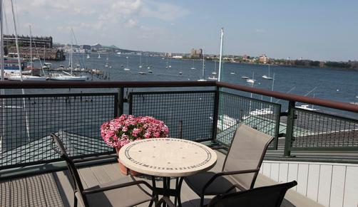 Boston Yacht Haven Inn and Marina - Boston - Balcony