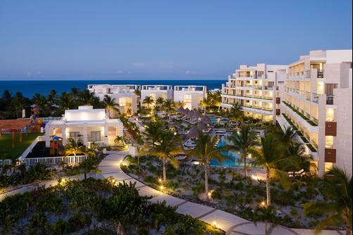 The Beloved Hotel Playa Mujeres All Inclusive - Cancun - Building