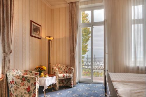 Strandhotel Atlantic - Seebad Bansin - Bedroom