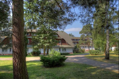 Seetel Hotel- & Ferienanlage Waldhof - Trassenheide - Outdoors view