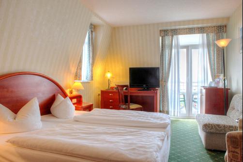 Seetel Hotel Pommerscher Hof - Heringsdorf - Bedroom