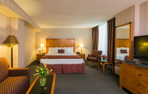 Lord Elgin Hotel - Ottawa - Bedroom