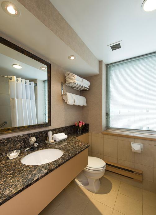 Lord Elgin Hotel - Ottawa - Bathroom