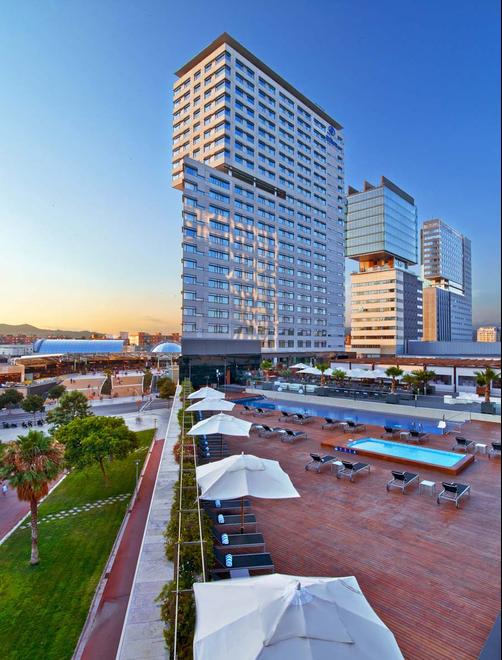 Hilton Diagonal Mar Barcelona Hotel - Barcelona - Building