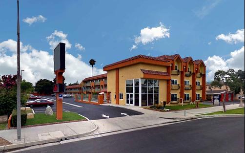 Super 8 Cypress - Cypress - Building