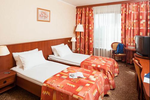 Cosmos Hotel - Moscow - Bedroom