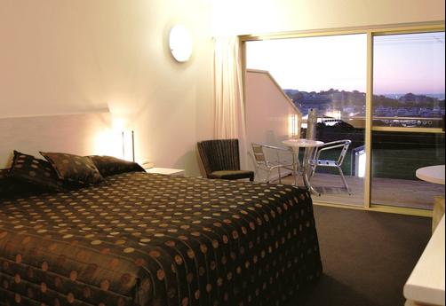 Harbour View Motel - Robe - Bedroom