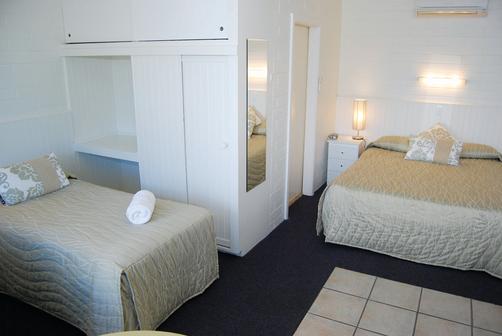 Harbour View Motel - Robe - Bedroom