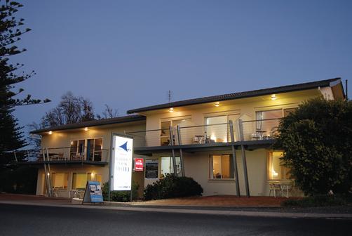 Harbour View Motel - Robe - Building