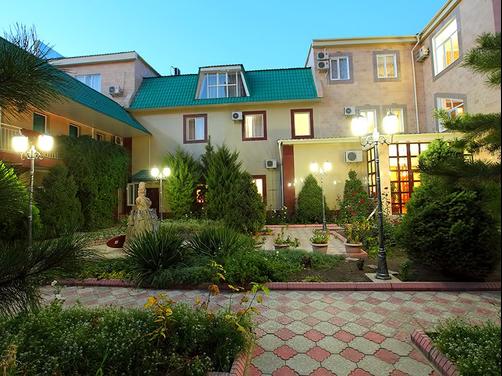 Grand Hotel - Bishkek - Outdoors view