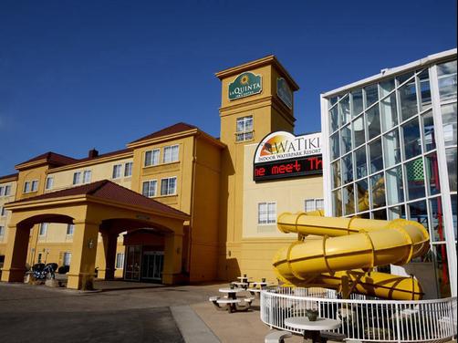 La Quinta Inn & Suites Rapid City - Rapid City - Building