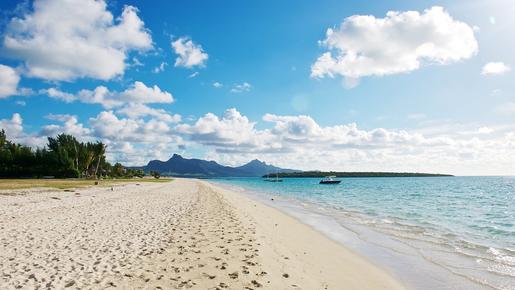 Paradise Beach Luxury Apartments - Pointe d’Esny - Beach