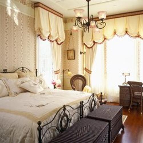 Britt Scripps Inn - San Diego - King bedroom
