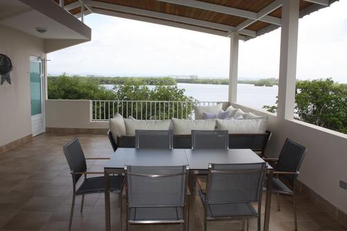 Tarpon's Nest Lodge - Carolina