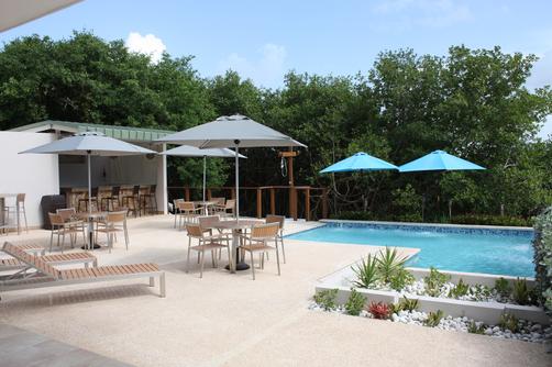 Tarpon's Nest Lodge - Carolina