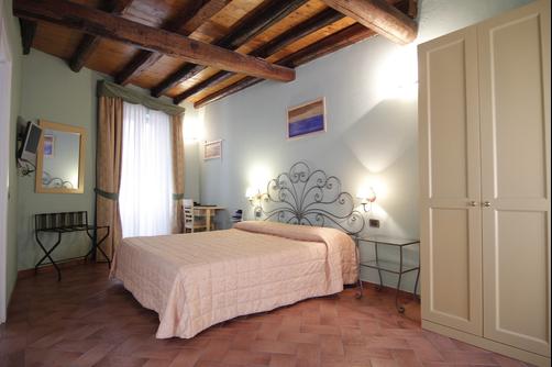 Borgovico - Como - Bedroom