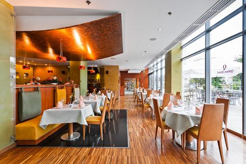 Qubus Hotel Prestige Katowice - Katowice - Restaurant