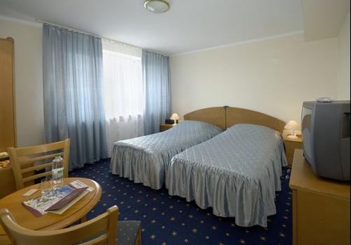 Qubus Hotel Zlotoryja - Zlotoryja - Bedroom