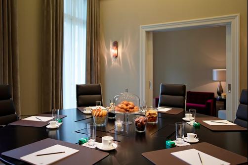 Hotel Schweizerhof Bern - Berne - Conference room