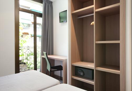 Hostal Centric - Barcelona - Bedroom