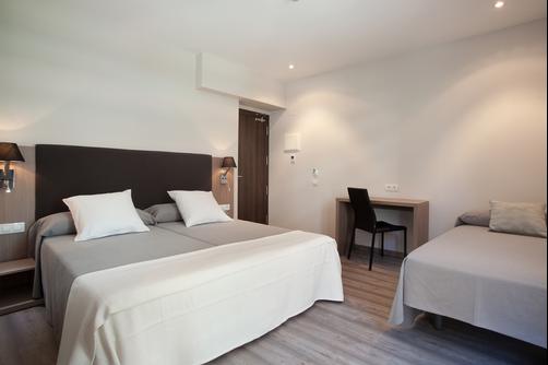 Hostal Centric - Barcelona - Bedroom