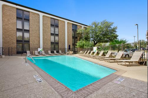Wingate by Wyndham Richardson - Richardson - Pool