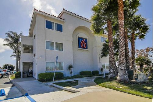 Motel 6 Ventura South - Ventura - Building