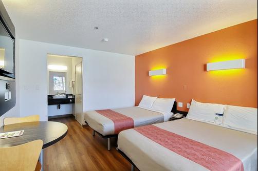 Motel 6 Ventura South - Ventura - Bedroom