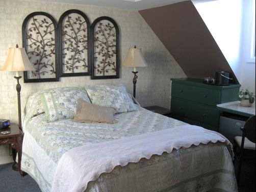 A Newfound Bed & Breakfast - Bristol