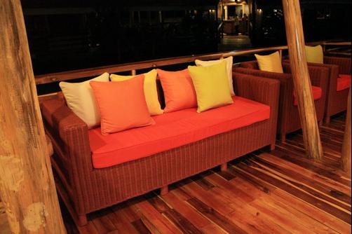 Palo Alto Bed & Breakfast - Puerto Princesa - Living room