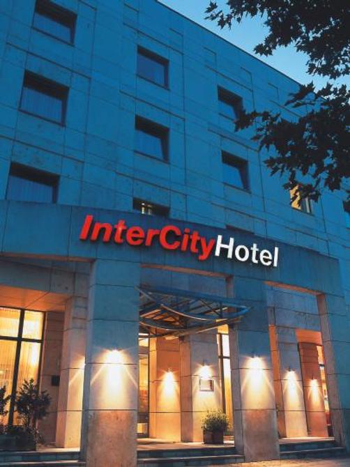 InterCityHotel Ulm - Ulm - Building