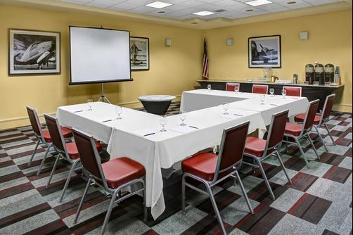 Four Points by Sheraton Huntsville Airport - Huntsville - Conference room