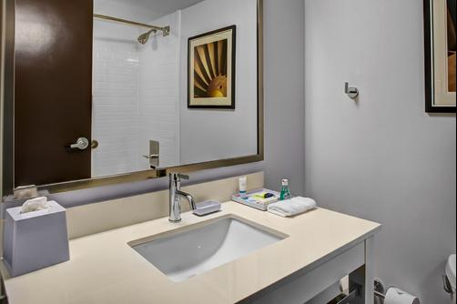 Four Points by Sheraton Huntsville Airport - Huntsville - Bedroom