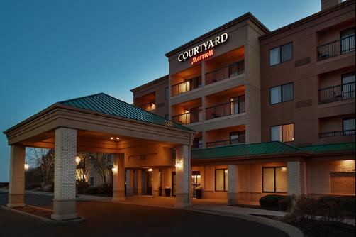 Courtyard by Marriott Chicago St Charles - Saint Charles - Building