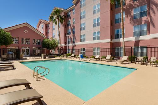 Homewood Suites by Hilton Phoenix-Metro Center - Phoenix - Pool