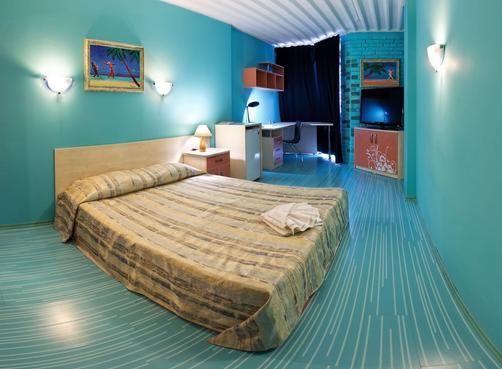 Liverpool - Donetsk - Bedroom