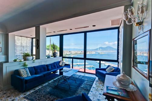 Best Western Hotel Paradiso - Naples - Front desk