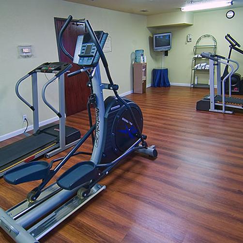 Magnuson Hotel Fossil Creek - Fort Worth - Gym