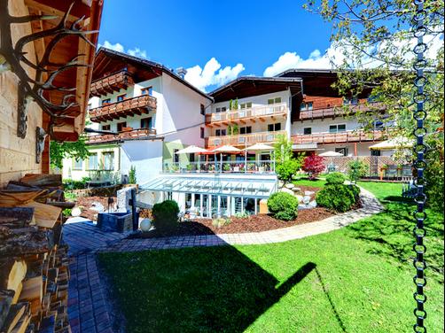 Hotel Riederhof - Ried im Oberinntal - Outdoors view