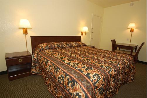 Midtown Inn - Beaumont - Bedroom