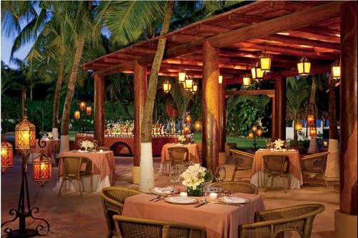 Sunscape Dorado Pacifico Ixtapa Resort & Spa All Inclusive - Ixtapa - Restaurant