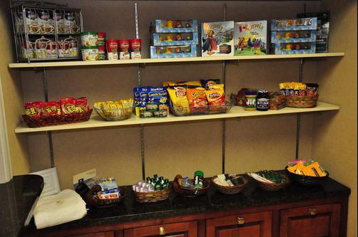 Homewood Suites by Hilton Charlotte Airport - Charlotte - Shop