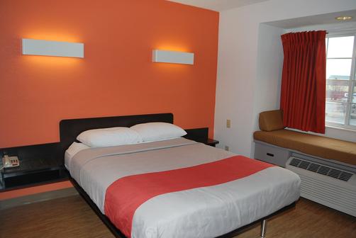 Motel 6 Indianapolis IN - Indianapolis - Bedroom