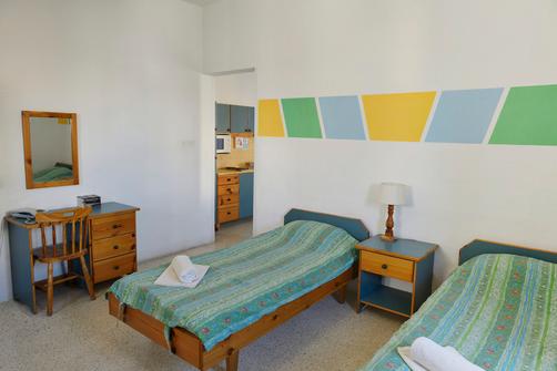 Nsts Hibernia Residence And Hostel - Sliema - Bedroom