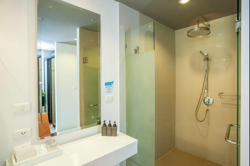 Aonang Cliff Beach Resort - Krabi - Bathroom