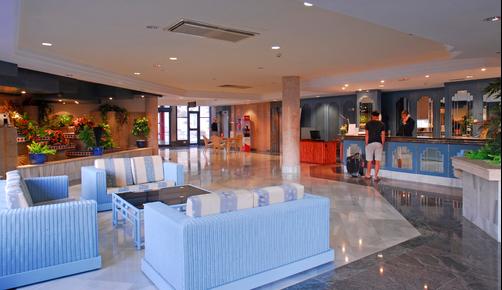 Best Age Fuerteventura by Cordial - Costa Calma - Front desk