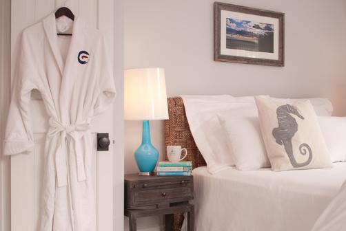 Centerboard Inn - Nantucket - Bedroom